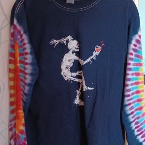 Long sleeved tie dye skull t-shirt, medium